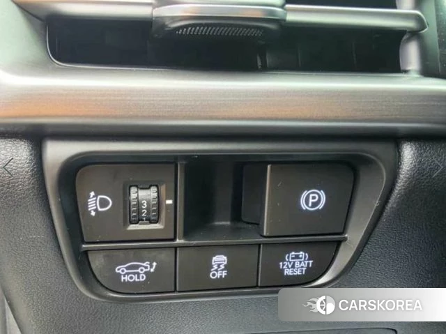 Hyundai Grandeur Hybrid (GN7) 2023 Серебристо-серый из Кореи, фото 6