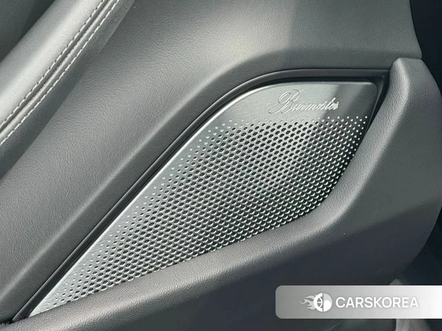 Porsche Taycan 2023 Серый из Кореи, фото 6