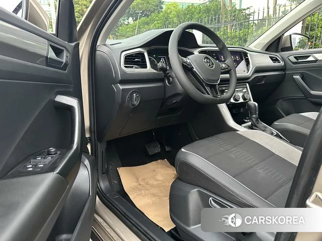 Volkswagen T-Roc 2021 Шампань из Китая, фото 6