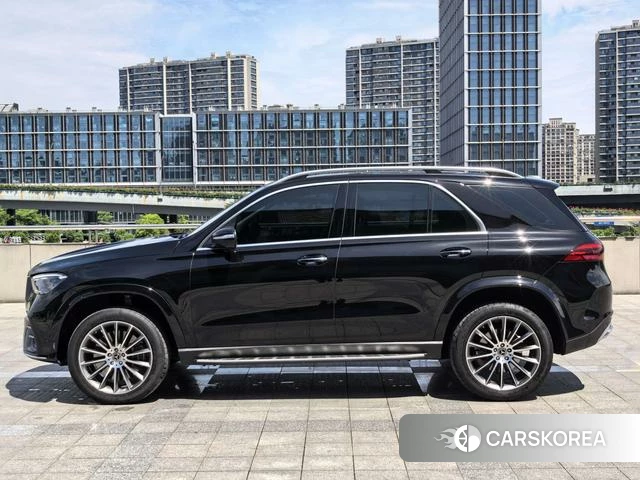 Mercedes-Benz GLE 2023 Черный из Китая, фото 6
