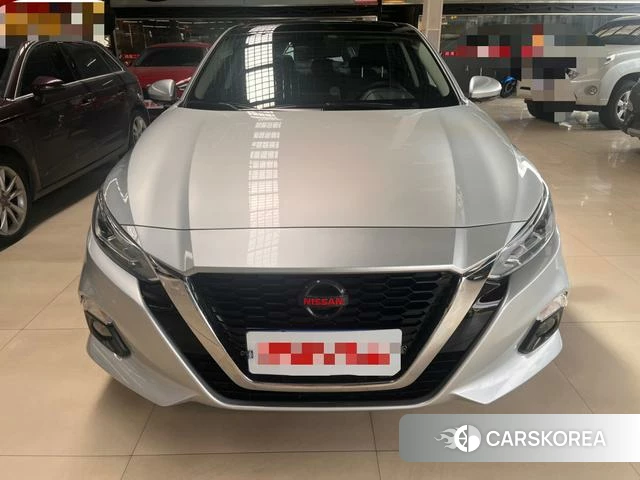 Nissan Altima 2021 Серебристо-серый из Китая, фото 6