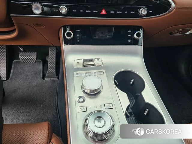 Genesis GV70 2025 Белый из Кореи, фото 6