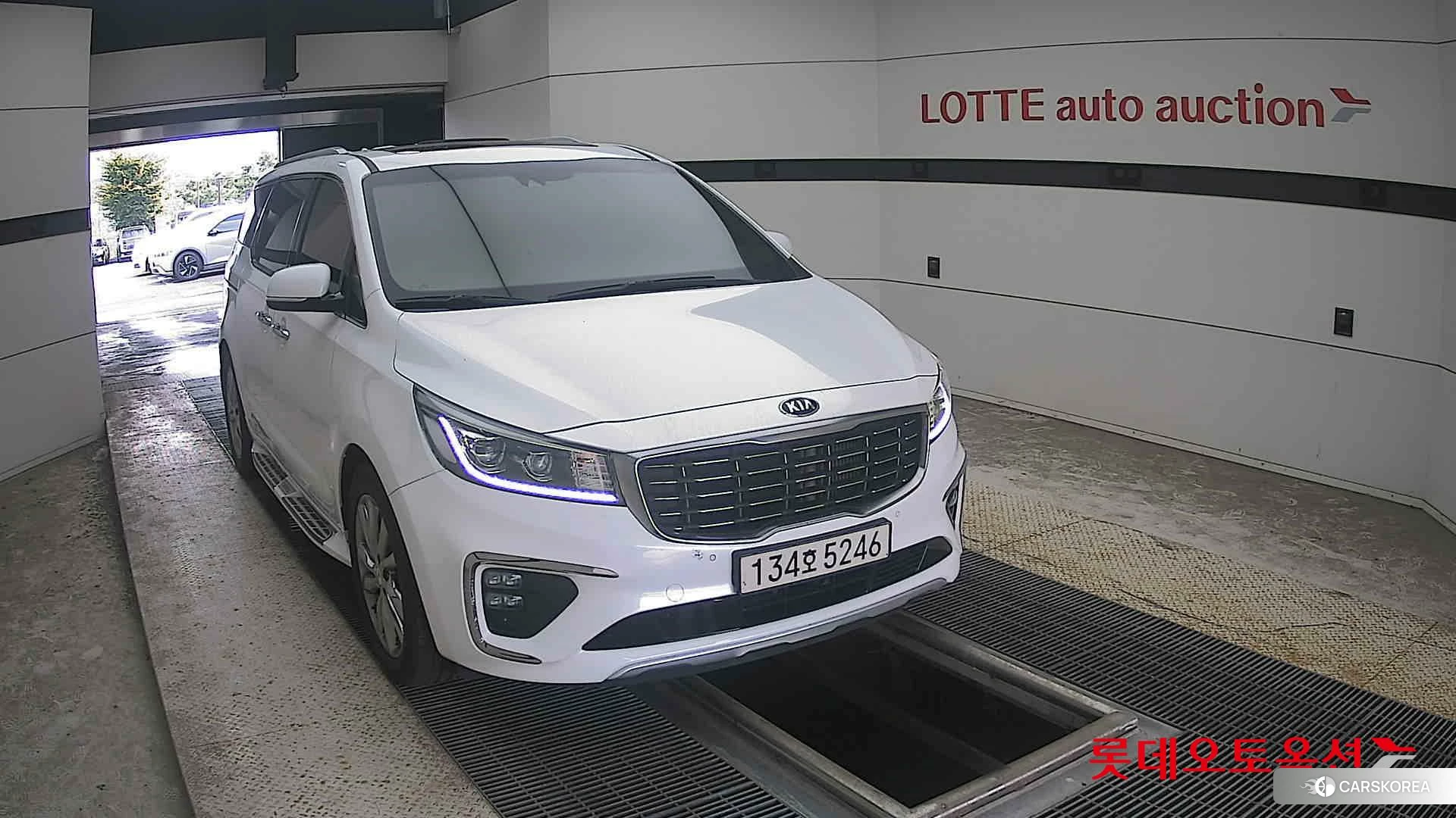 Kia Carnival 2020 Белый из Кореи, фото 6