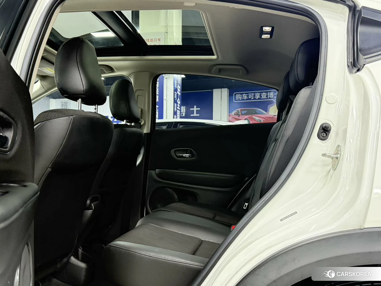Honda Vezel 2021 Белый из Китая, фото 6