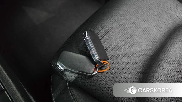 Kia The New K3 2nd generation 2022 Серый из Кореи, фото 6