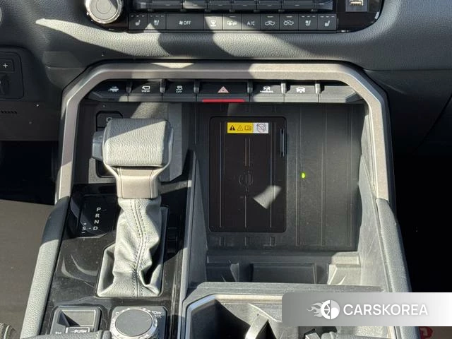 Toyota Tundra 2022 Черный из Китая, фото 6