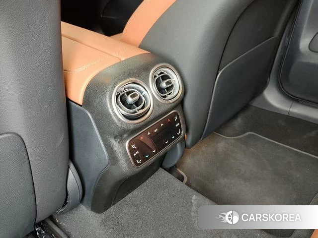 Mercedes-Benz GLC 2025 Черный из Китая, фото 6