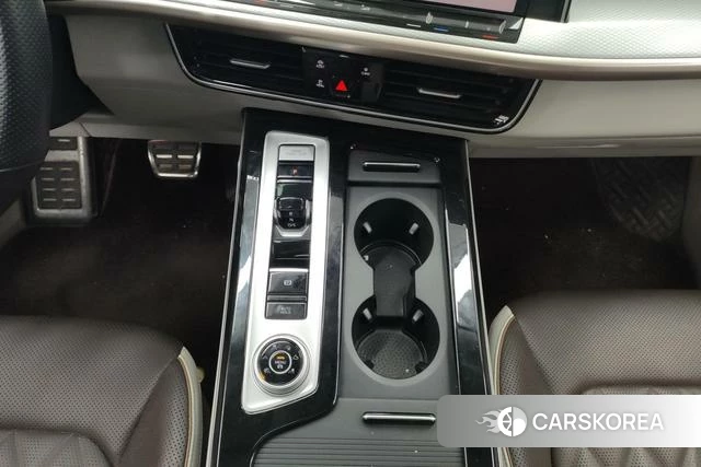 Volkswagen Tavendor 2023 Белый из Китая, фото 6