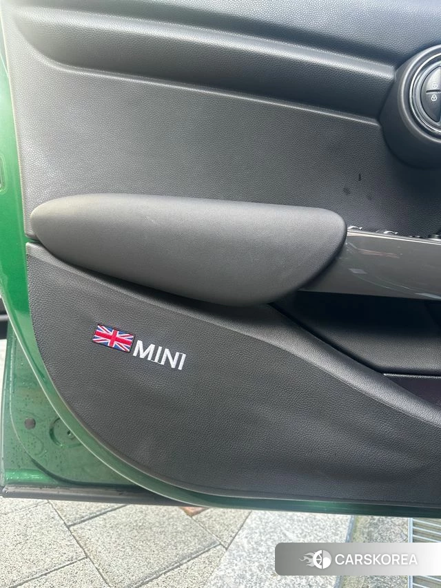Mini Cooper 2021 Зеленый из Кореи, фото 6