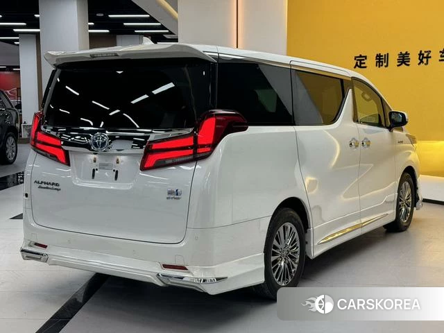Toyota Alphard 2021 Белый из Китая, фото 6