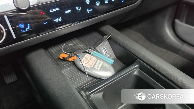 Hyundai Ionic 6 2022 Белый из Кореи, фото 6