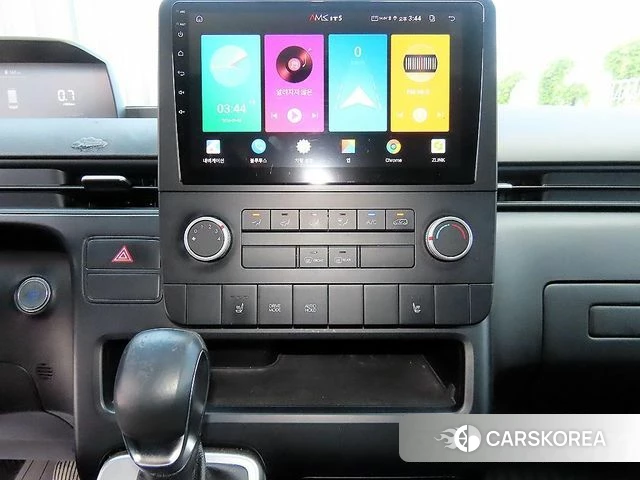 Hyundai Staria 2021 Серебряный из Кореи, фото 6
