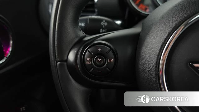 Mini Cooper Clubman 2021 Серебристо-серый из Кореи, фото 6