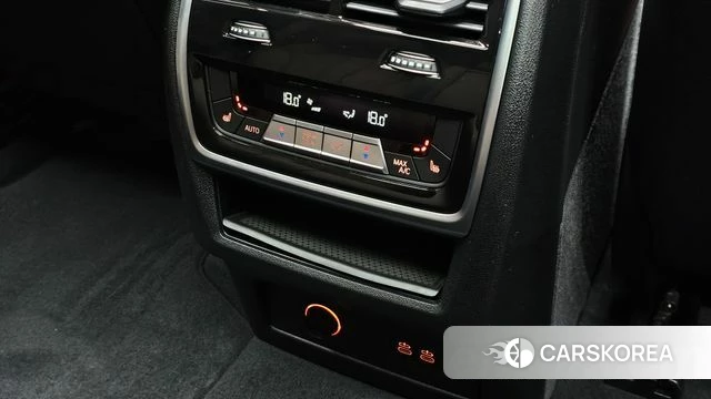 BMW X5 (G05) 2025 Темно-зеленый из Кореи, фото 6