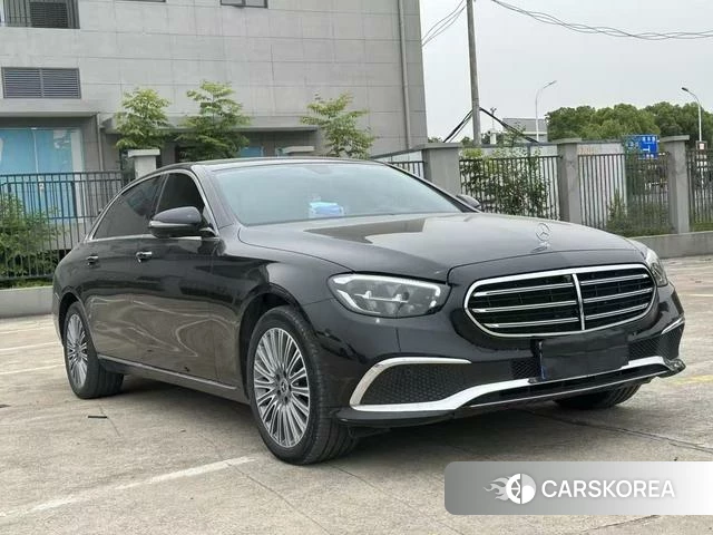 Mercedes-Benz E-Class 2023 Черный из Китая, фото 6