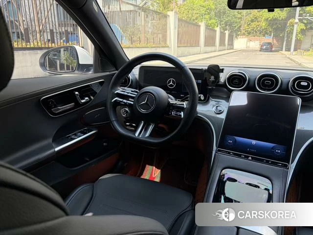 Mercedes-Benz C-class 2023 Белый из Китая, фото 6