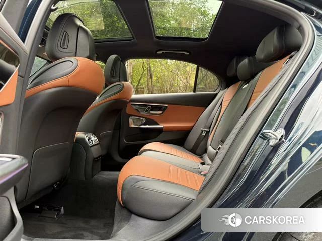 Mercedes-Benz C-class 2023 Другой из Китая, фото 6