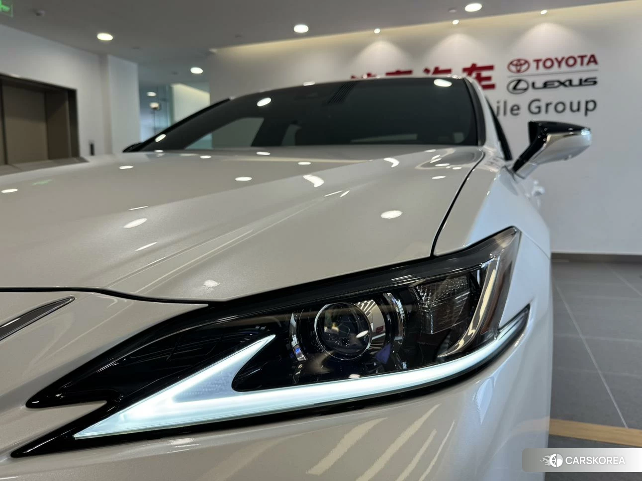 Lexus ES 2019 Белый из Китая, фото 6