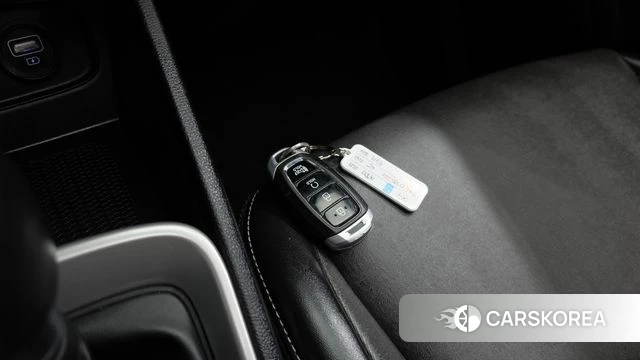 Hyundai Venue 2019 Белый из Кореи, фото 6