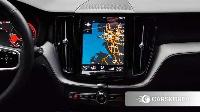 Volvo XC60 second Generation 2021 Белый из Кореи, фото 6