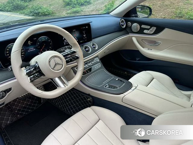 Mercedes-Benz E-Class 2022 Коричневый из Китая, фото 6