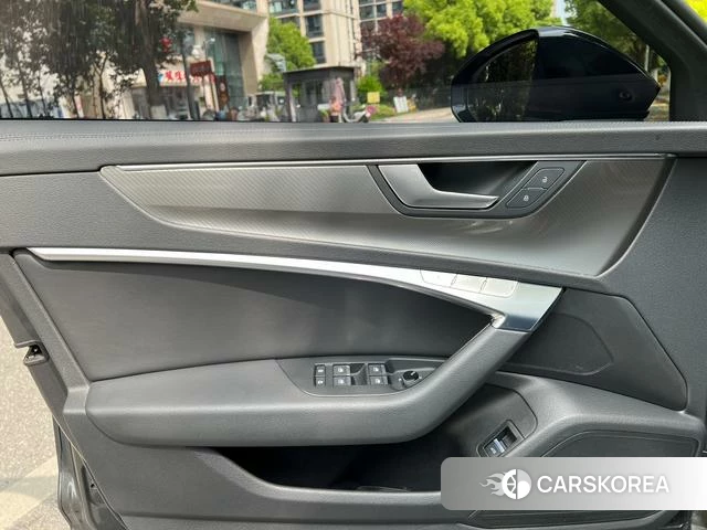 Audi A6 2021 Темно-серый из Китая, фото 6