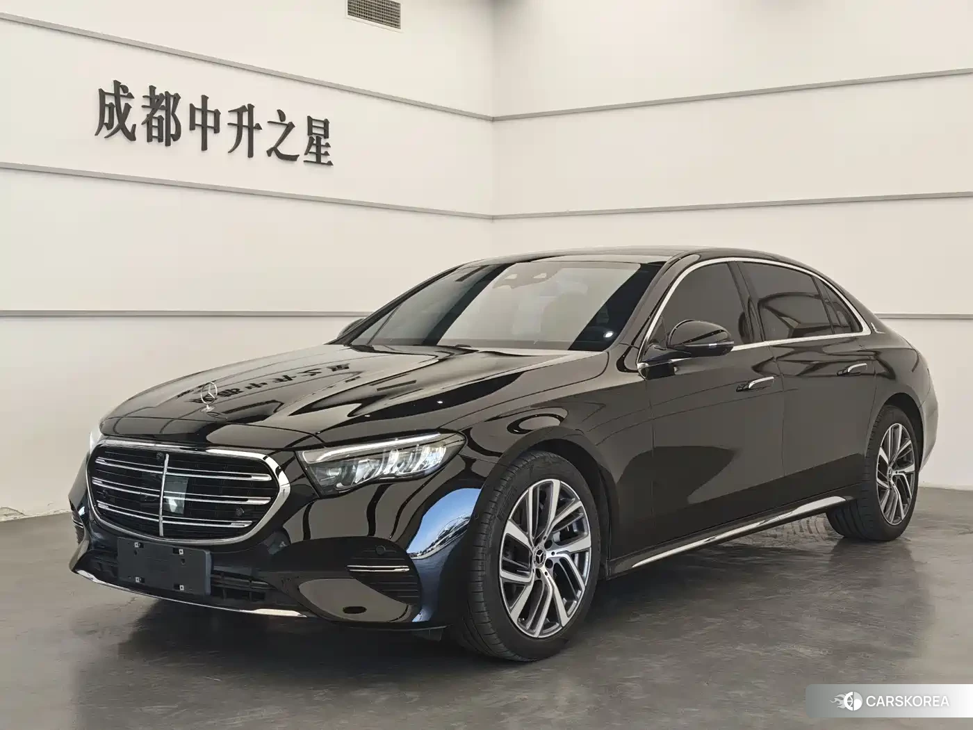 Mercedes-Benz E-Class 2024 Черный из Китая, фото 6