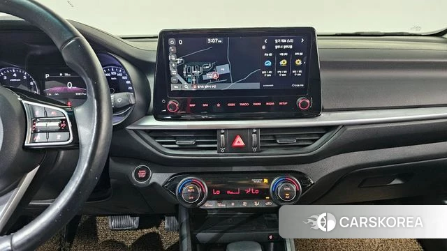 Kia The New K3 2nd generation 2021 Белый из Кореи, фото 6