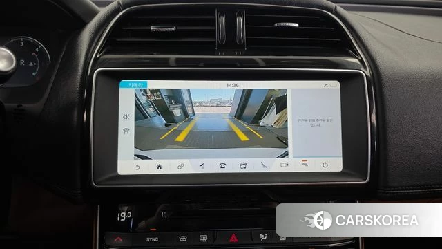 Jaguar XE 2019 Белый из Кореи, фото 6