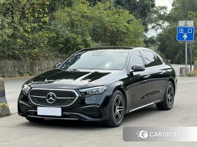 Mercedes-Benz E-Class 2025 Черный из Китая, фото 6