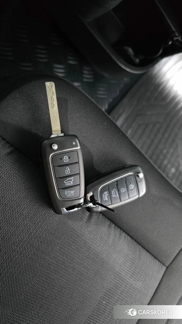 Hyundai Staria 2022 Белый из Кореи, фото 6