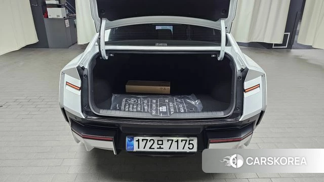 Hyundai Avante (CN8) 2026 Белый из Кореи, фото 6