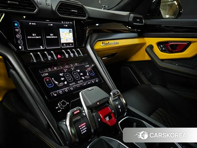 Lamborghini Urus 2024 Желтый из Кореи, фото 6