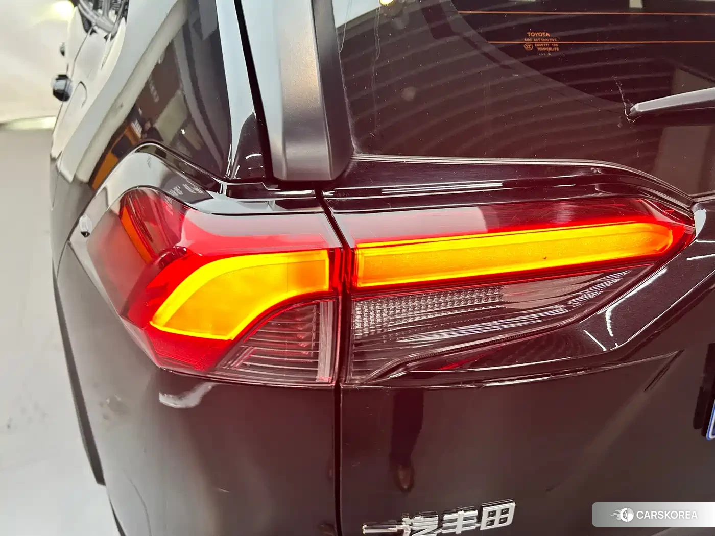 Toyota RAV4 2023 Черный из Китая, фото 6