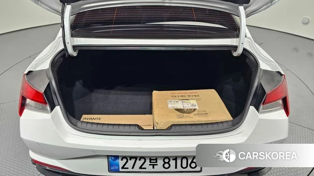 Hyundai Avante (CN7) 2023 Белый из Кореи, фото 6