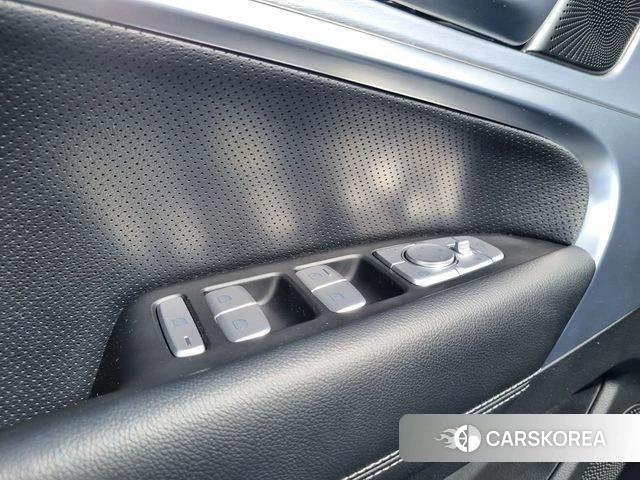 Genesis G70 2019 Серебряный из Кореи, фото 6