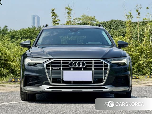 Audi A6 2022 Темно-серый из Китая, фото 6