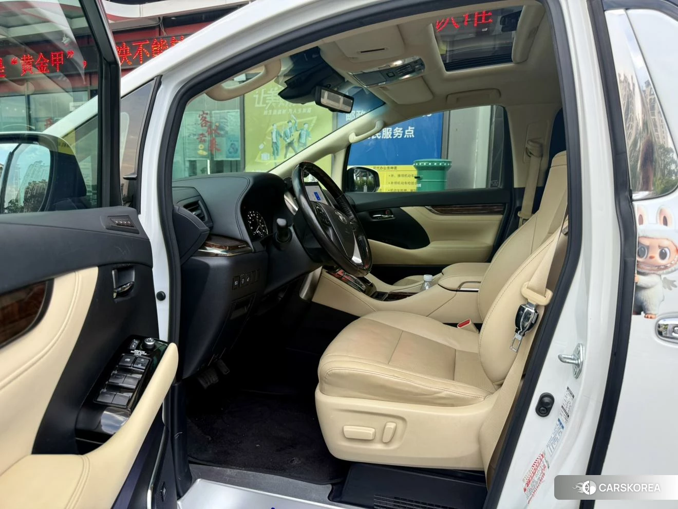 Toyota Alphard 2021 Белый из Китая, фото 6