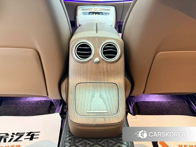 Mercedes-Benz E-Class 2023 Черный из Китая, фото 6