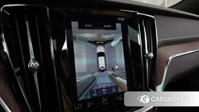 Volvo V60 Cross-Country 2nd Generation 2021 Черный из Кореи, фото 6