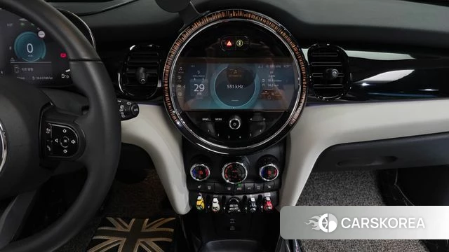Mini Cooper S 2022 Серебряный из Кореи, фото 6