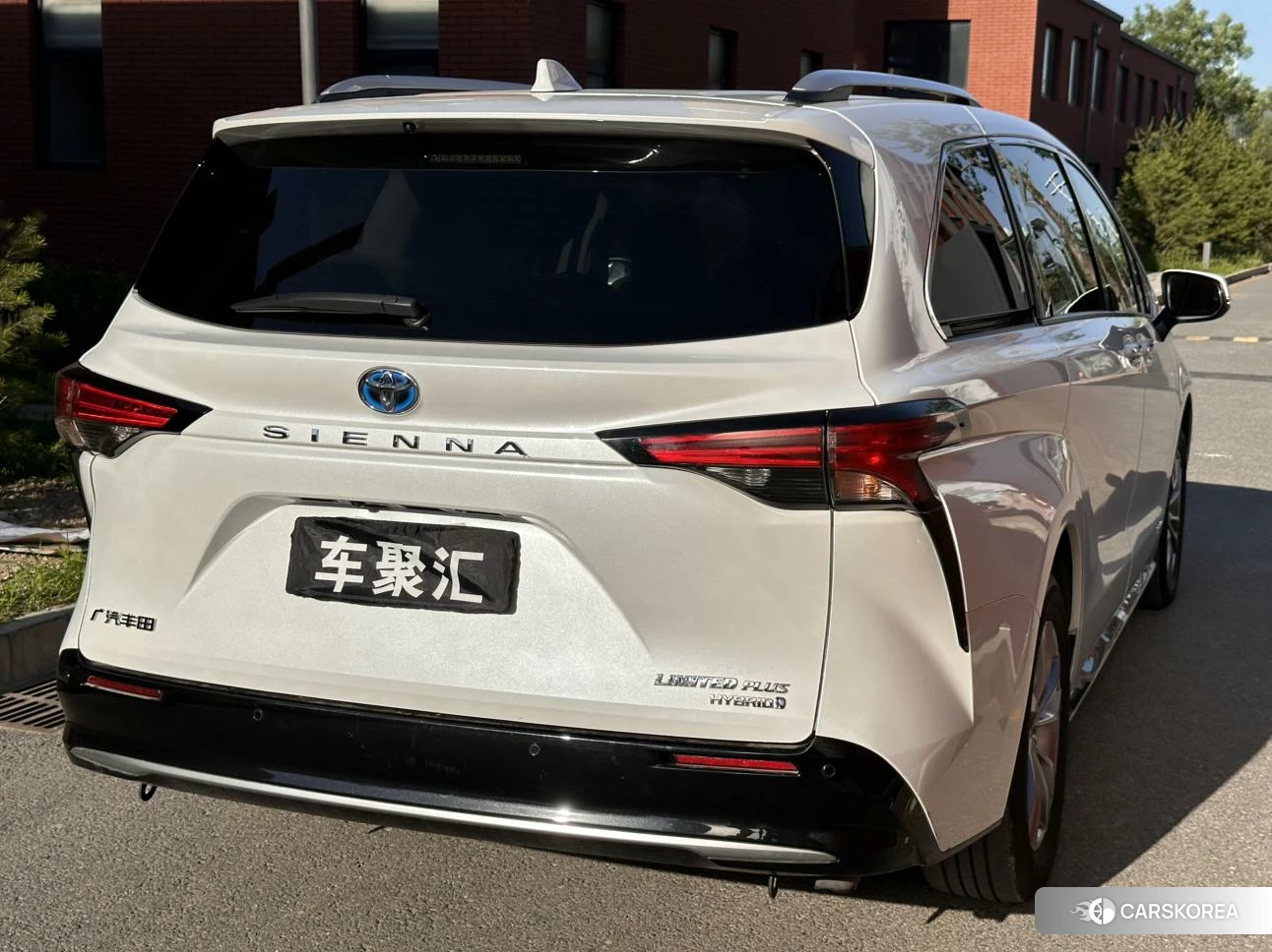 Toyota Sienna 2021 Белый из Китая, фото 6