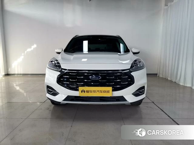 Ford Escape 2023 Белый из Китая, фото 6