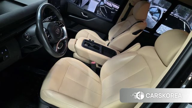 Hyundai Staria 2021 Черный из Кореи, фото 6