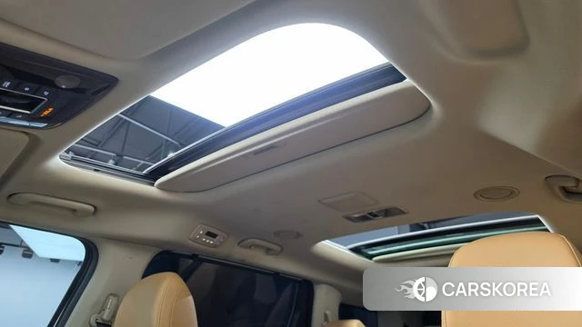 Kia Carnival 4th generation 2023 Белый из Кореи, фото 6