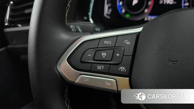 Volkswagen 7th Generation of Jetta 2023 Белый из Кореи, фото 6