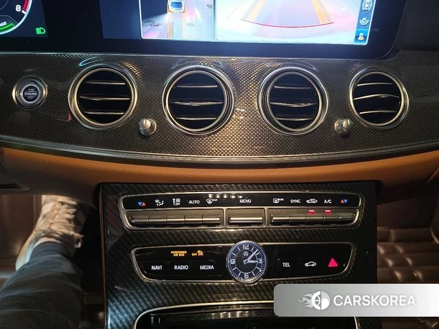 Mercedes-Benz E-Class W213 2019 Белый из Кореи, фото 6