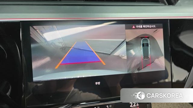 Audi e-Tron 2022 Белый из Кореи, фото 6