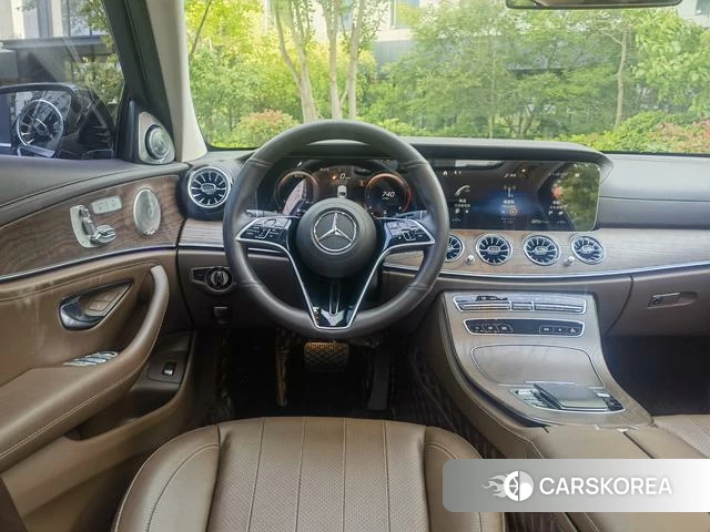 Mercedes-Benz E-Class 2022 Черный из Китая, фото 6