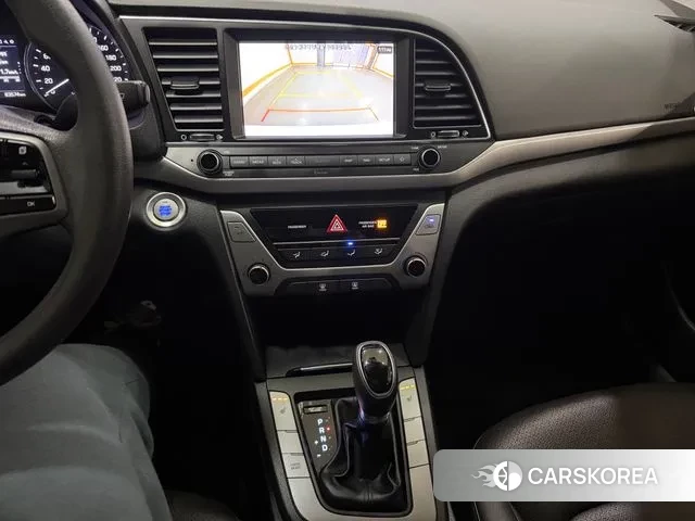 Hyundai Avante AD 2018 Белый из Кореи, фото 6
